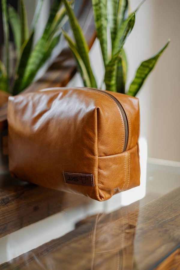 Men Cosmetic Bag - Image 4